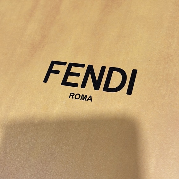 NIB FENDI SNEAKERS - Picture 8 of 8
